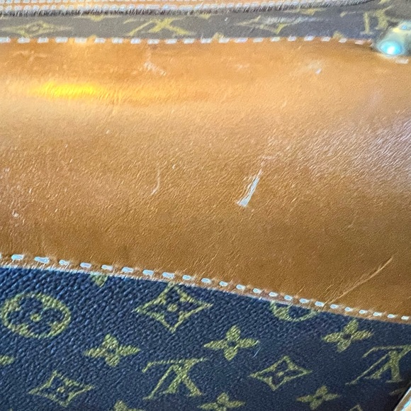 Vintage Authentic Louis Vuitton Train Case - Picture 12 of 16